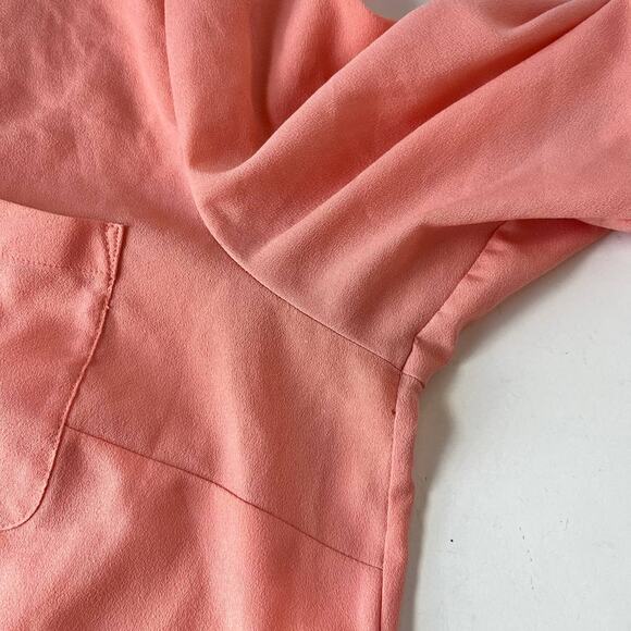 Talbot's Button Front Roll Tab Sleeve Womens Shirt Top Size Medium Peach V-Neck - Picture 9 of 13